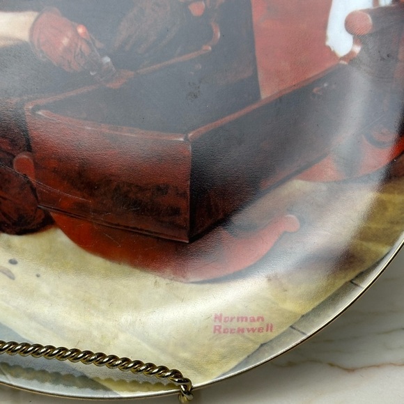 Edwin M Knowles Norman Rockwell Grandpa's Gift Plate - Picture 3 of 9